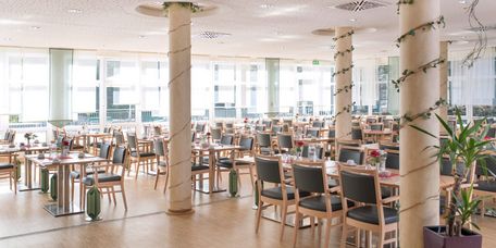 Speisesaal in der MEDICLIN Klinik am Rennsteig